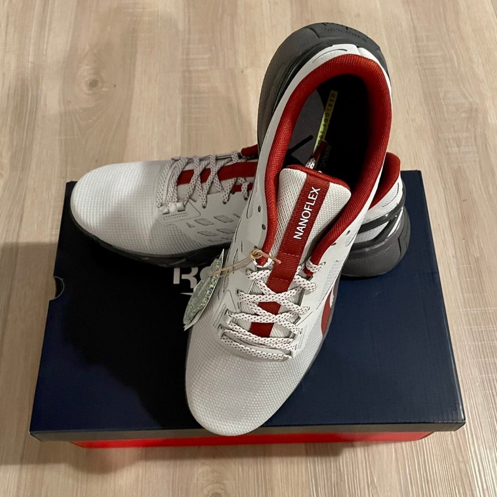 Mens sneakers